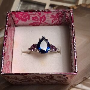 Vintage Blue Teardrop Ring with Pink Accent Stones